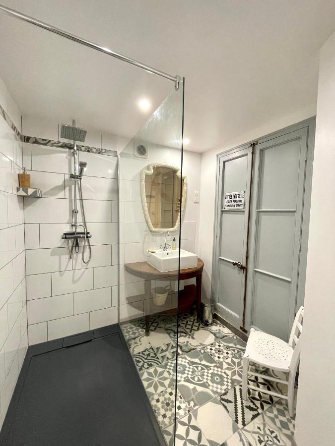 Le Petit Chalus Grand Gite Forcalquier Esterno foto